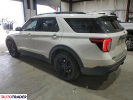 Ford Explorer 2023 3
