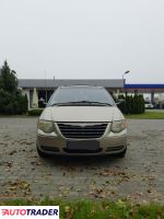 Chrysler Town & Country 2004 3.8 212 KM