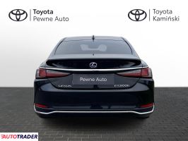 Lexus ES 2021 2.5 178 KM