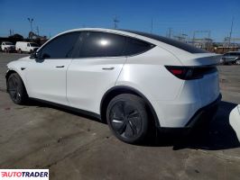 Tesla Model Y 2026