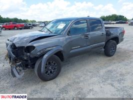 Toyota Tacoma 2021 3