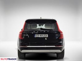 Volvo XC90 2022 2.0 235 KM