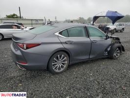 Lexus ES 2021 3