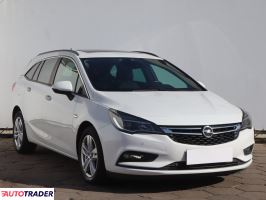 Opel Astra 2018 1.6 108 KM