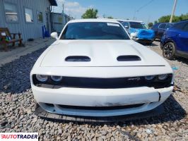 Dodge Challenger 2020 6
