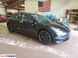 Tesla Model 3 2020