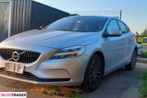 Volvo V40 2019 2.0 120 KM