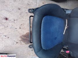 FOTELE KOMPLET HYUNDAI i20 5DRZWI 2009