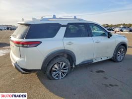 Nissan Pathfinder 2023 3
