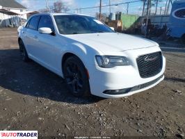 Chrysler 300C 2023 3