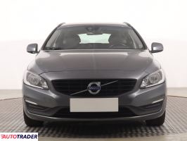 Volvo V60 2018 2.0 147 KM