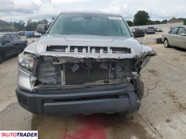 Toyota Tundra 2021 5