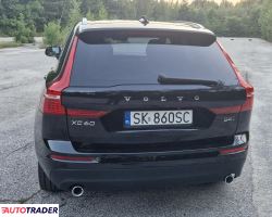 Volvo XC60 2019 2.0 197 KM