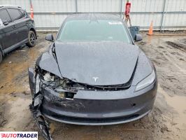 Tesla Model 3 2025