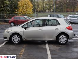 Toyota Auris 2007 1.6 122 KM