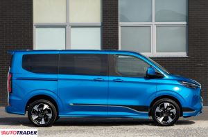 Ford Tourneo Custom 2025 2.5 233 KM