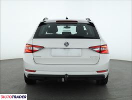 Skoda Superb 2016 2.0 147 KM