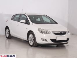 Opel Astra - zobacz ofertę