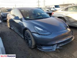 Tesla Model 3 2023