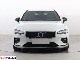 Volvo V60 2020 2.0 246 KM