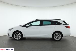 Opel Astra 2016 1.6 108 KM