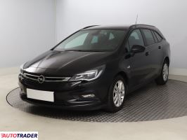 Opel Astra 2018 1.6 108 KM