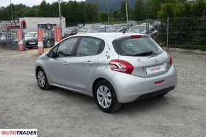 Peugeot 208 2013 1.2 82 KM Peugeot 208 2013 1.2 82 KM