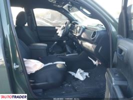 Toyota Tacoma 2021 3