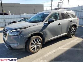 Nissan Pathfinder 2022 3