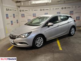 Opel Astra 2018 1.4 100 KM