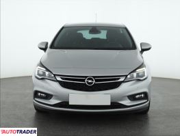 Opel Astra 2019 1.4 123 KM