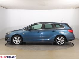 Opel Astra 2013 1.4 138 KM