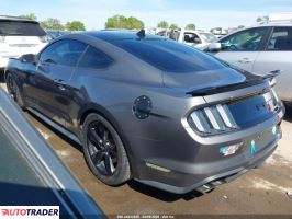 Ford Mustang 2021 5