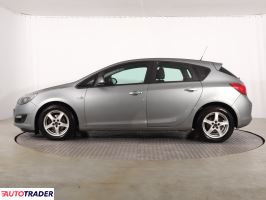 Opel Astra 2013 1.4 138 KM