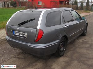 Lancia Lybra 2001 2.0 154 KM Lancia Lybra 2001 2.0 154 KM