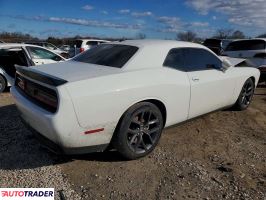 Dodge Challenger 2021 3
