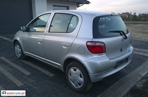 Toyota Yaris 2002 1.0 68 KM Toyota Yaris 2002 1.0 68 KM