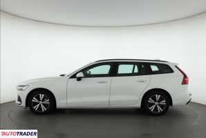 Volvo V60 2019 2.0 147 KM