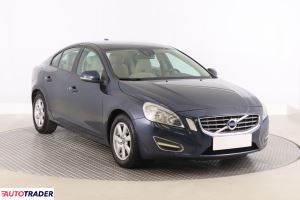 Volvo S60 2010 2.0 160 KM