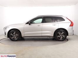 Volvo XC60 2020 2.0 194 KM