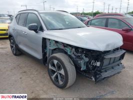Volvo XC40 2024 2