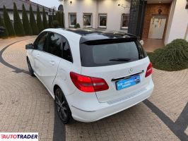 Mercedes B-klasa 2015 1.5 109 KM