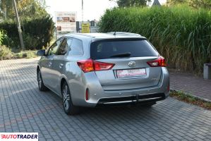Toyota Auris 2013 2.0 124 KM
