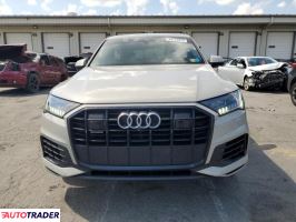 Audi Q7 2021 3