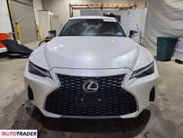 Lexus IS 2021 2