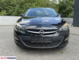 Opel Astra 2013 1.4 120 KM