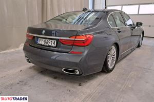 BMW 730 2018 3.0 265 KM