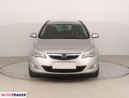 Opel Astra 2011 1.7 108 KM