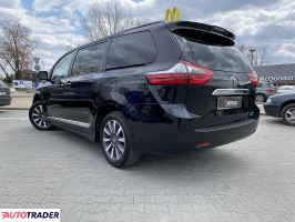 Toyota Sienna 2020 3.5 298 KM Toyota Sienna 2020 3.5 298 KM