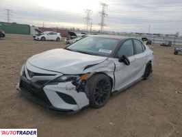 Toyota Camry - zobacz ofertę